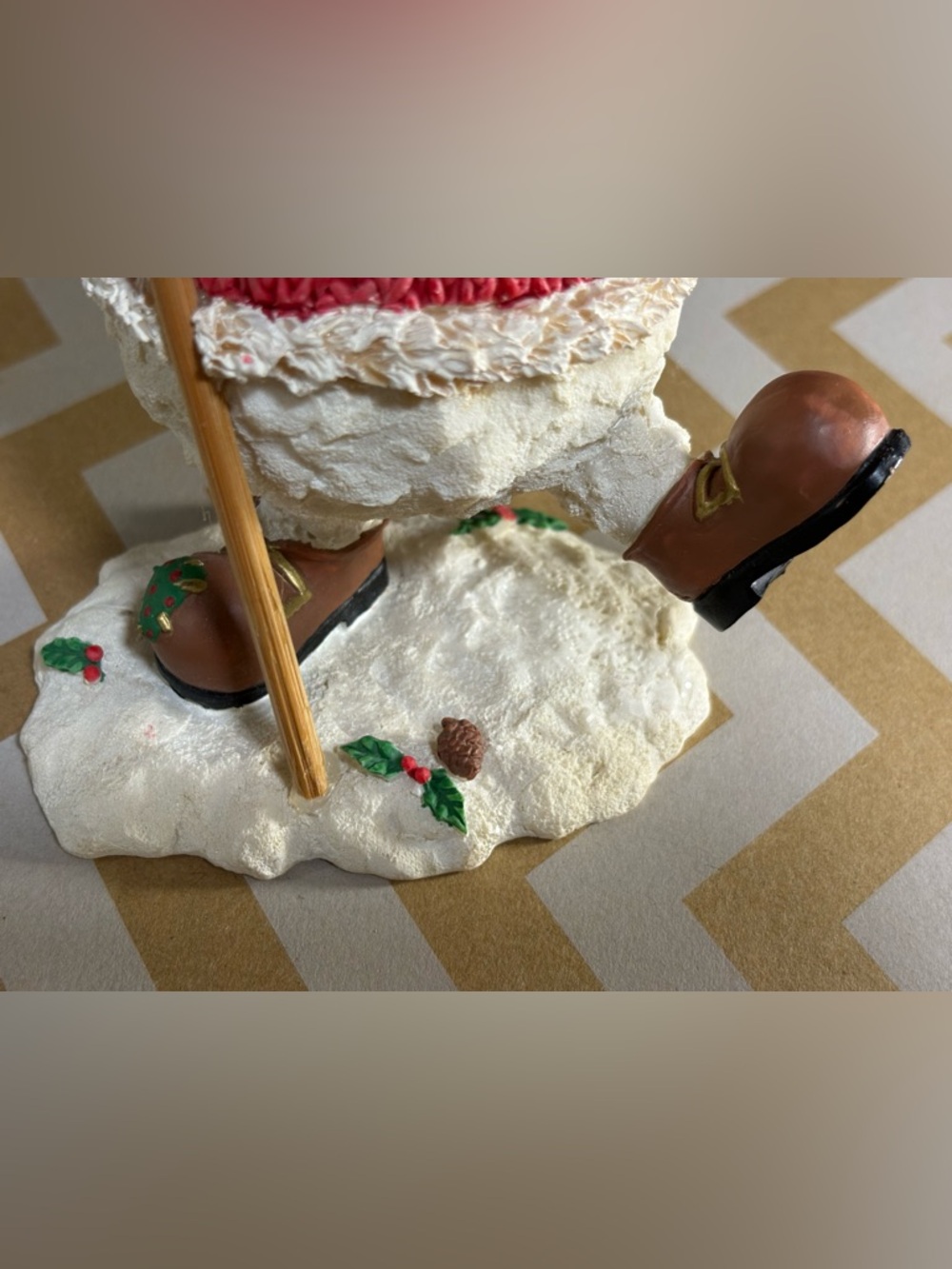 Vintage Resin Snowman with Cardinal and Bell - Classic Christmas Collection - Picture 4 of 16